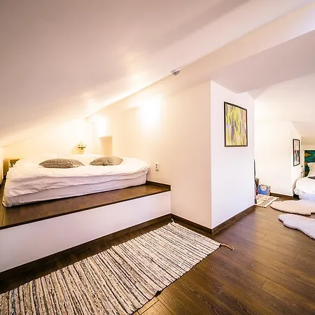 Rooftop Triplex In Centre Hradec Kralove