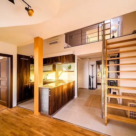 Rooftop Triplex In Centre * Hradec Kralove